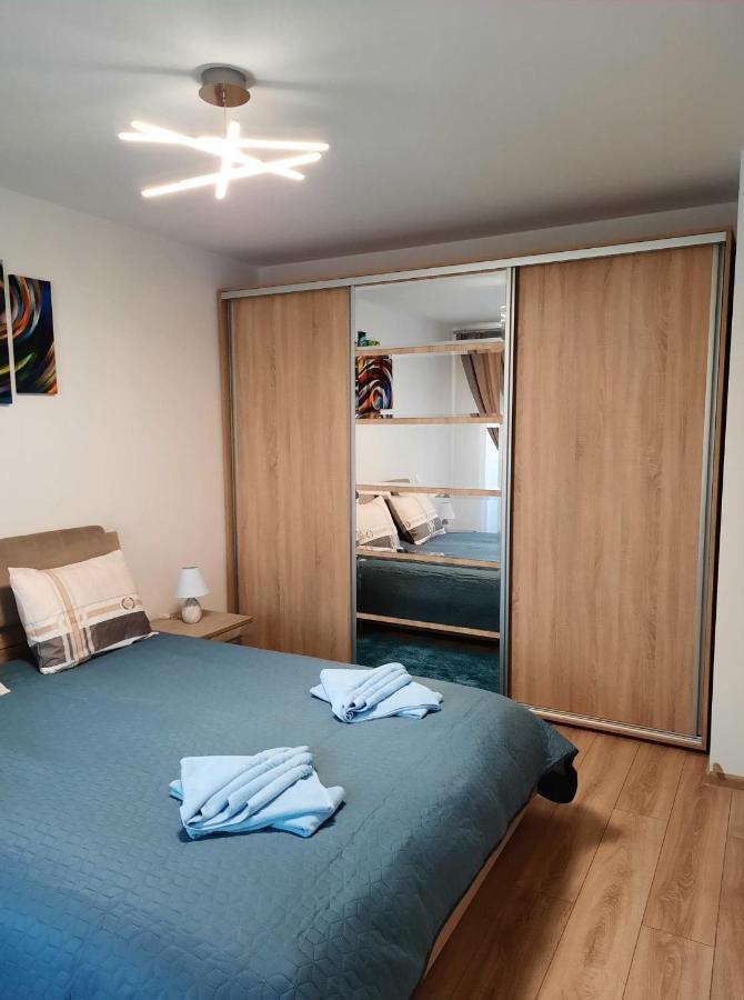 Sorin'S Comfortable Apartment Brasov Exterior photo